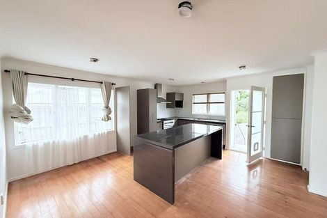 Photo of property in 46 Wilsher Crescent, Henderson, Auckland, 0612