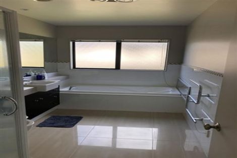 Photo of property in 7 Packspur Drive, Flat Bush, Auckland, 2016