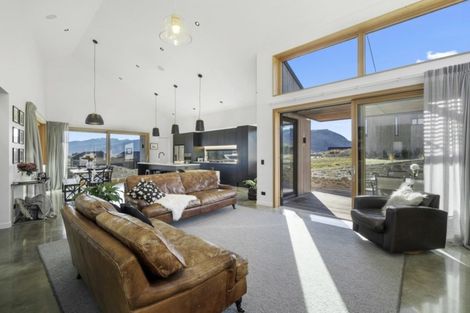 Photo of property in 18 Falconer Rise, Jacks Point, Queenstown, 9371