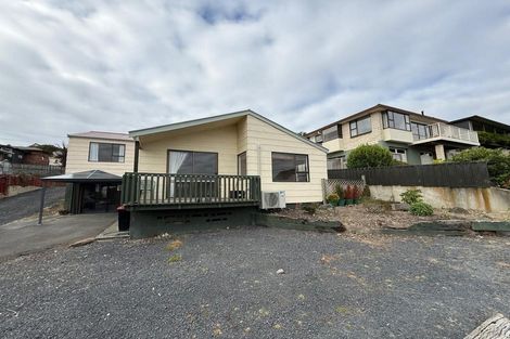Photo of property in 35 Gebbie Street, Kinmont Park, Mosgiel, 9024