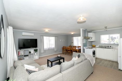 Photo of property in 86a Kahikatea Drive, Melville, Hamilton, 3206