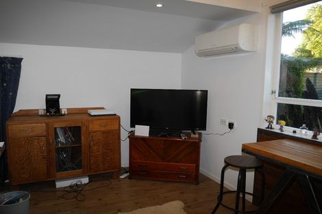 Photo of property in 192 Main Road South, Raumati South, Paraparaumu, 5032