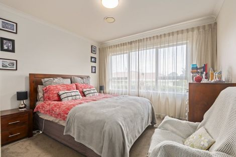 Photo of property in 33 Newcastle Street, Hokowhitu, Palmerston North, 4410