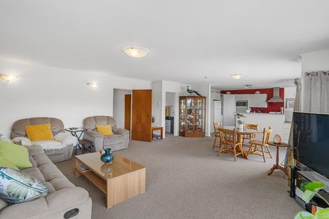 Photo of property in 85 Weatherly Road, Torbay, Auckland, 0630