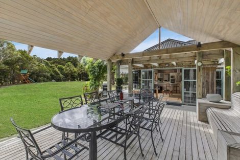 Photo of property in 28 Kaipara Flats Road, Dome Forest, Warkworth, 0981