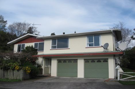 Photo of property in 2 Wayne Place, Ferndale, New Plymouth, 4310