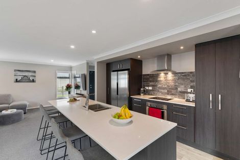 Photo of property in 2 Magnolia Lane, Kaukapakapa, Helensville, 0875