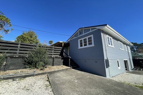 Photo of property in 80 Kaurilands Road, Titirangi, Auckland, 0604