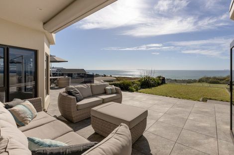 Photo of property in 171 Oceanbeach Road, Mount Maunganui, 3116