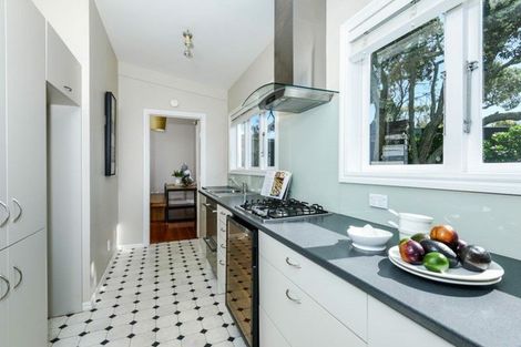 Photo of property in 34 Mozeley Avenue, Devonport, Auckland, 0624