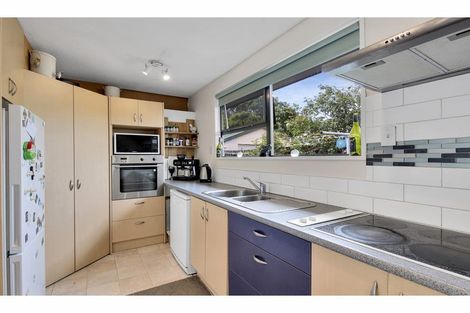 Photo of property in 11 Kowai Place, Amberley, 7410