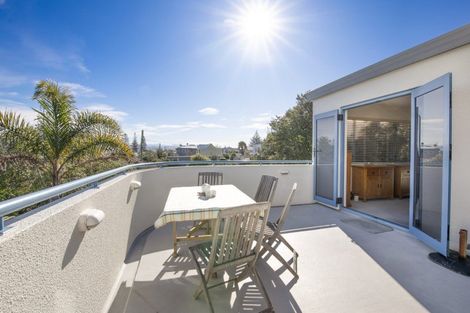 Photo of property in 24c The Esplanade, Westshore, Napier, 4110