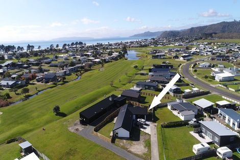 Photo of property in 121 Mahoe Place, Matarangi, Whitianga, 3592