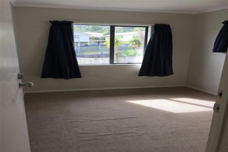Photo of property in 17 Maywood Crescent, Glen Eden, Auckland, 0602