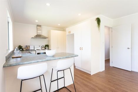 Photo of property in 21 Robinia Place, Snells Beach, 0920