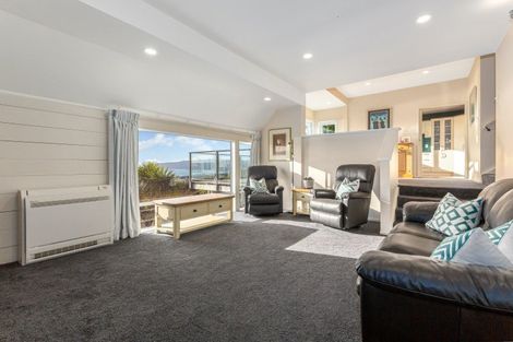 Photo of property in 22a Kahu Road, Paremata, Porirua, 5024