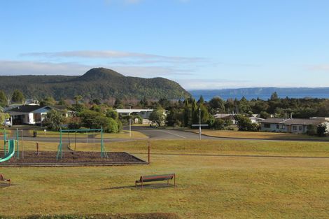 Photo of property in 23 Rowena Crescent, Motuoapa, Turangi, 3382