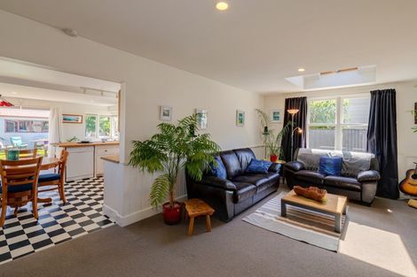 Photo of property in 380 Keyes Road, New Brighton, Christchurch, 8083