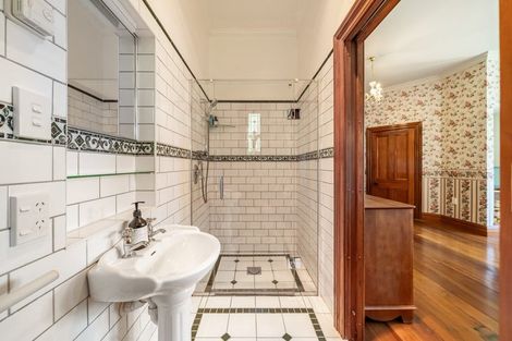 Photo of property in 215a Katherine Mansfield Drive, Whitemans Valley, Upper Hutt, 5371