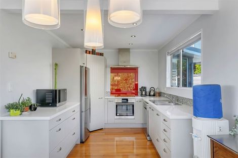 Photo of property in 64 Sea Vista Drive, Pukerua Bay, 5026