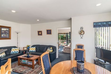 Photo of property in 12 San Priamo Place, Paraparaumu Beach, Paraparaumu, 5032