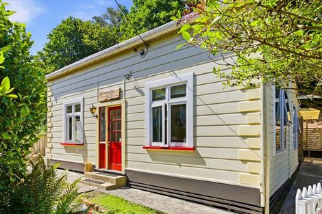 Photo of property in 89 Glen Road, The Glen, Dunedin, 9011