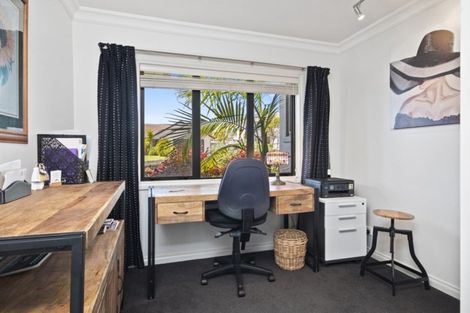 Photo of property in 34 Intrepid Crescent, Beachlands, Auckland, 2018