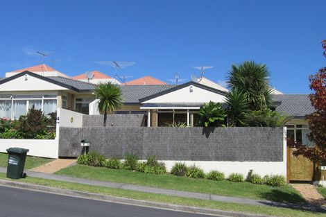 Photo of property in 6/1-5 Gleanor Avenue, Oteha, Auckland, 0632