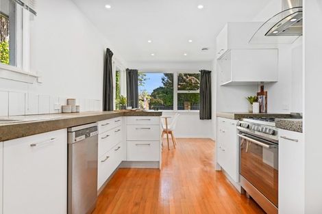 Photo of property in 10 Chedworth Avenue, Bishopdale, Christchurch, 8053