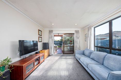 Photo of property in 156 Sawyers Arms Road, Northcote, Christchurch, 8052