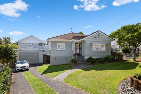 Photo of property in 23 Tirotai Crescent, Westmere, Auckland, 1022
