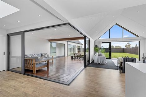 Photo of property in 16 Townson Road, Marshland, Christchurch, 8083