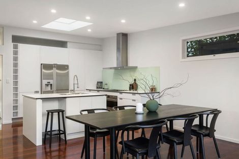 Photo of property in 4 Larchwood Avenue, Westmere, Auckland, 1022