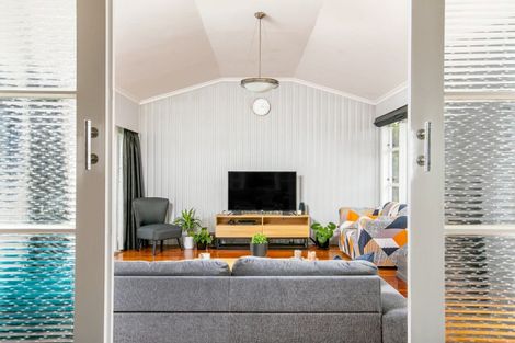 Photo of property in 14 Fergusson Street, Solway, Masterton, 5810