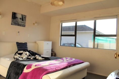 Photo of property in 2/16 Philip Street, Papatoetoe, Auckland, 2025