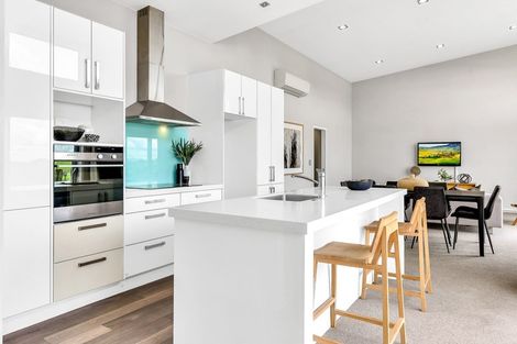 Photo of property in 18 Castleton Way, Flagstaff, Hamilton, 3210