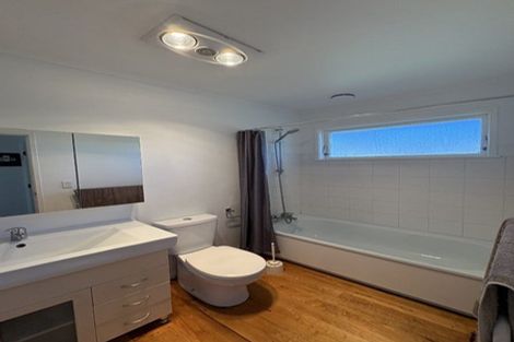 Photo of property in 2/18 Nikau Street, New Lynn, Auckland, 0600