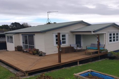 Photo of property in 1a Campbell Street, Waiuku, 2123