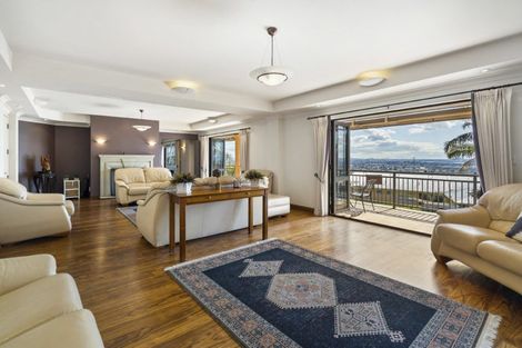 Photo of property in 156 Redoubt Road, Flat Bush, Auckland, 2019