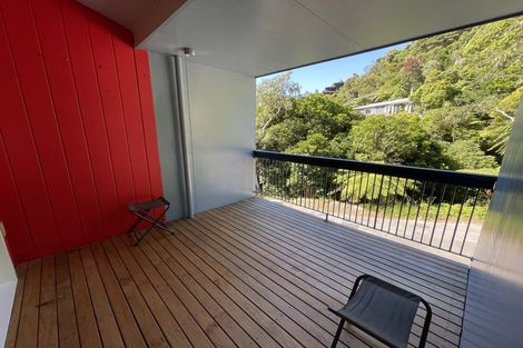 Photo of property in 2/8 Kaitawa Road, York Bay, Lower Hutt, 5013