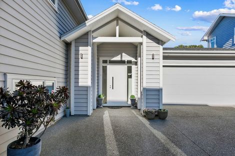 Photo of property in 35d Oceanbeach Road, Mount Maunganui, 3116