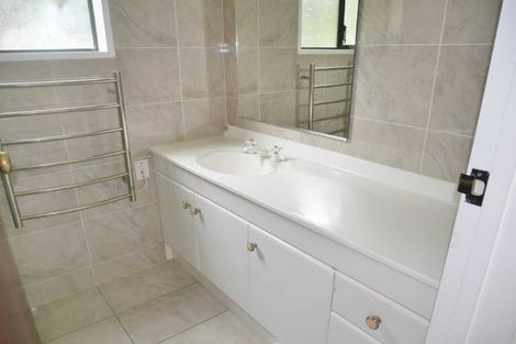 Photo of property in 16 Siska Place, Upper Riccarton, Christchurch, 8041