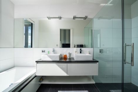 Photo of property in 6/5 The Moorings, Two Mile Bay, Taupo, 3330