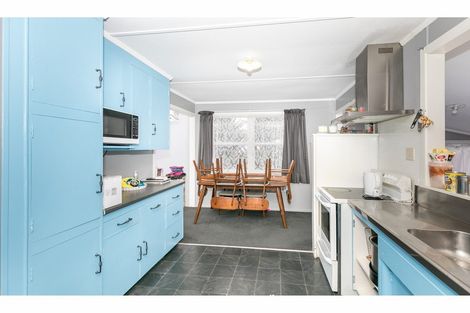 Photo of property in 24 Yvonne Street, Melville, Hamilton, 3206