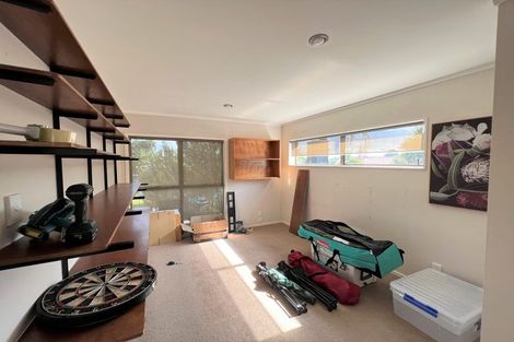 Photo of property in 10 Rene Place, Sunnyhills, Auckland, 2010