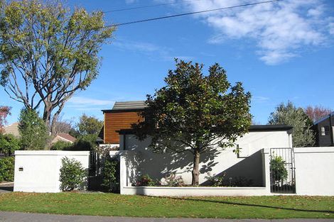 Photo of property in 17b Bryndwr Road, Fendalton, Christchurch, 8052
