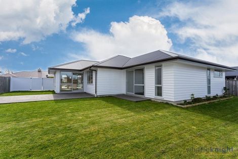 Photo of property in 35 Blackadder Road, Pegasus, 7612