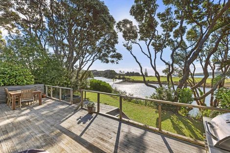 Photo of property in 33 Nihinihi Avenue, Raglan, 3225