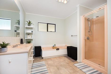 Photo of property in 692 Wayby Station Road, Wellsford, 0972