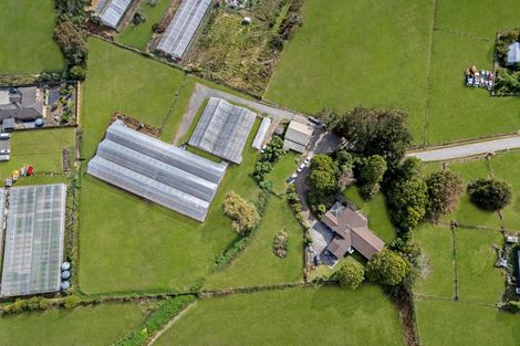 Photo of property in 215 Waihoehoe Road, Drury, 2577